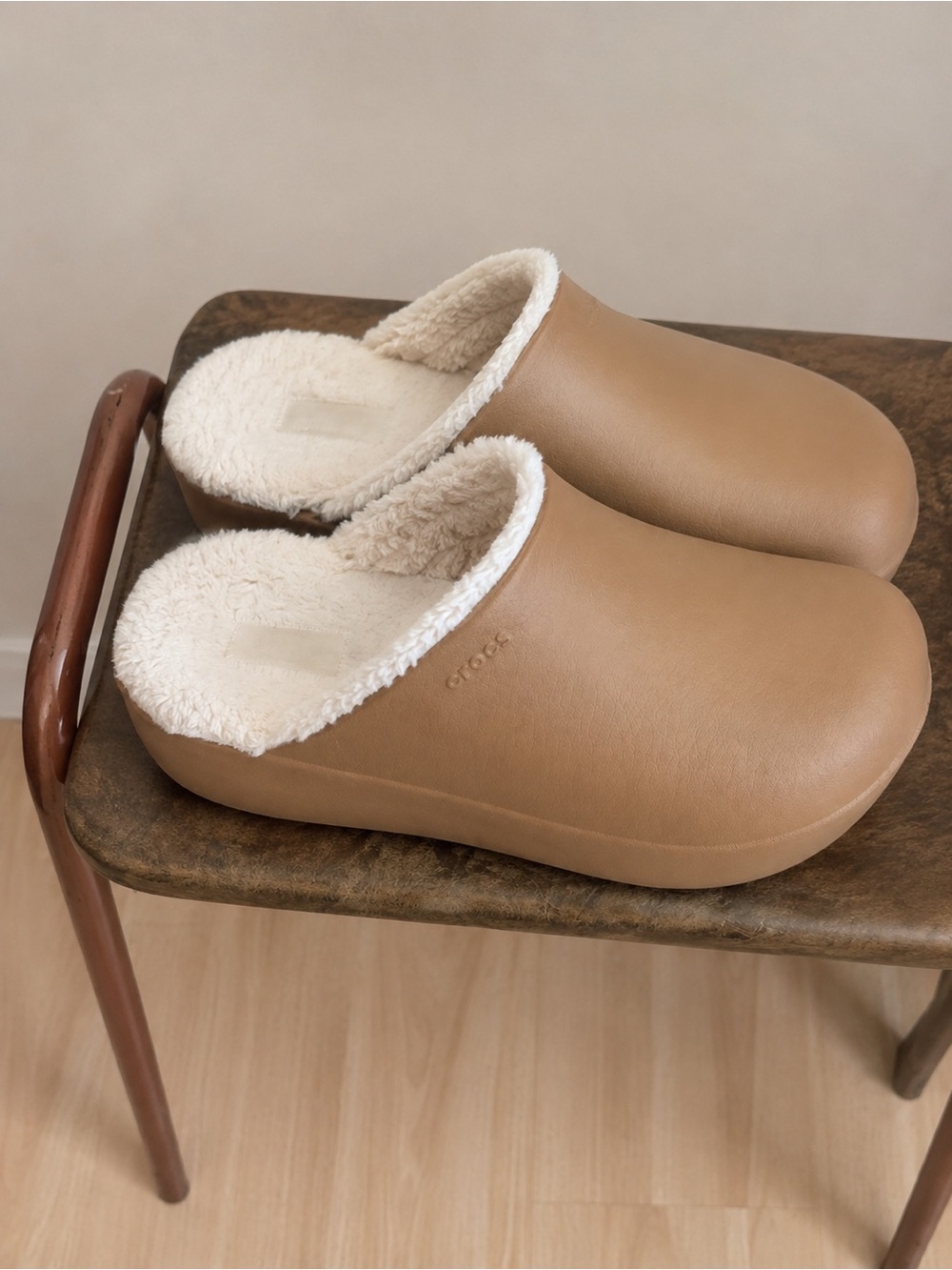 Crocs Stomp Lined Platform Clogs Sepia Bear Fuzzy